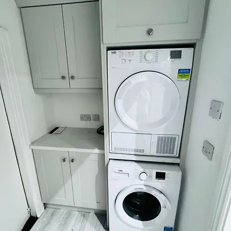 Town - Budget Double Bedrooms